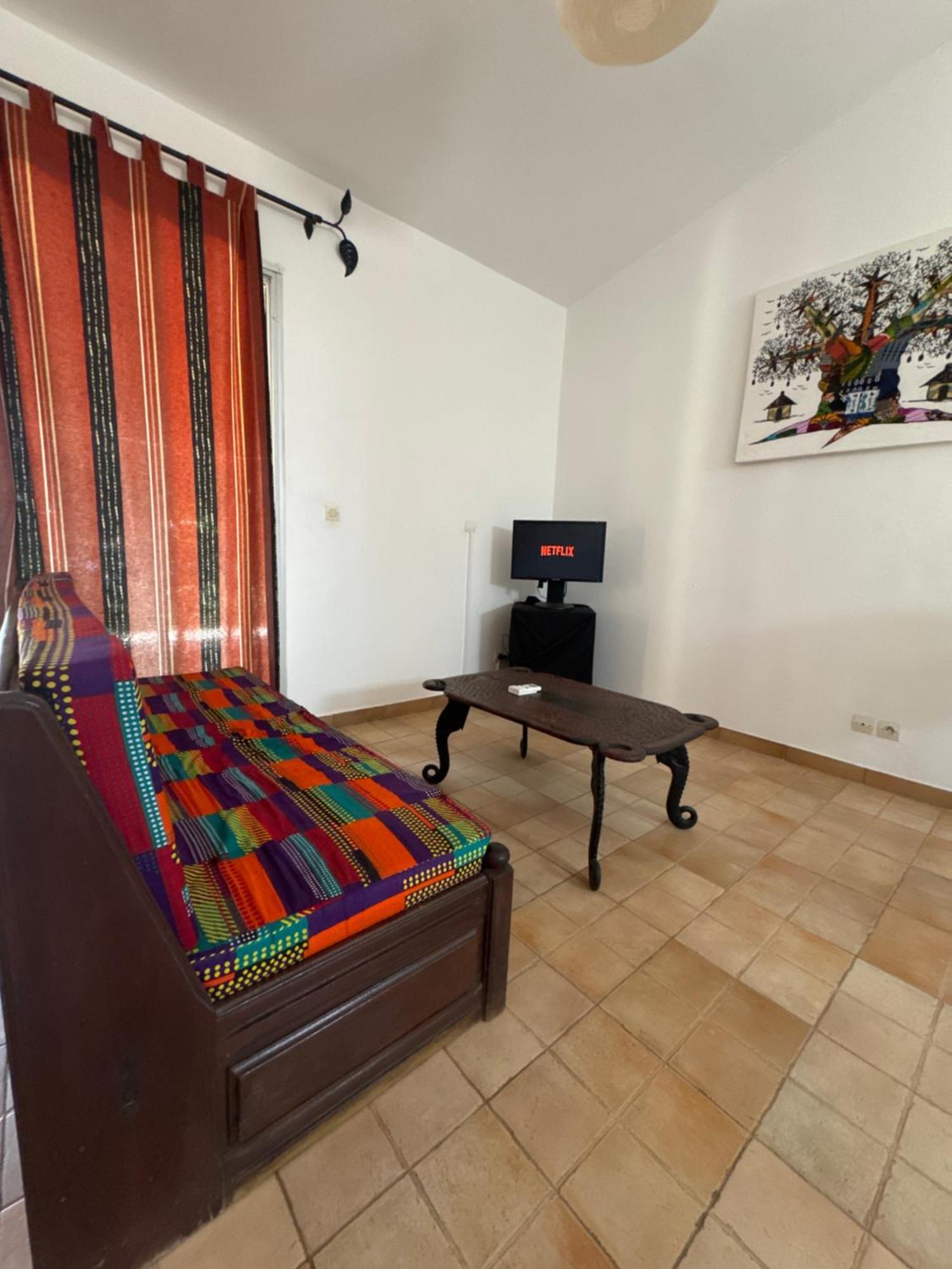 Kayzen House Hotel Ngaparou ภายนอก รูปภาพ