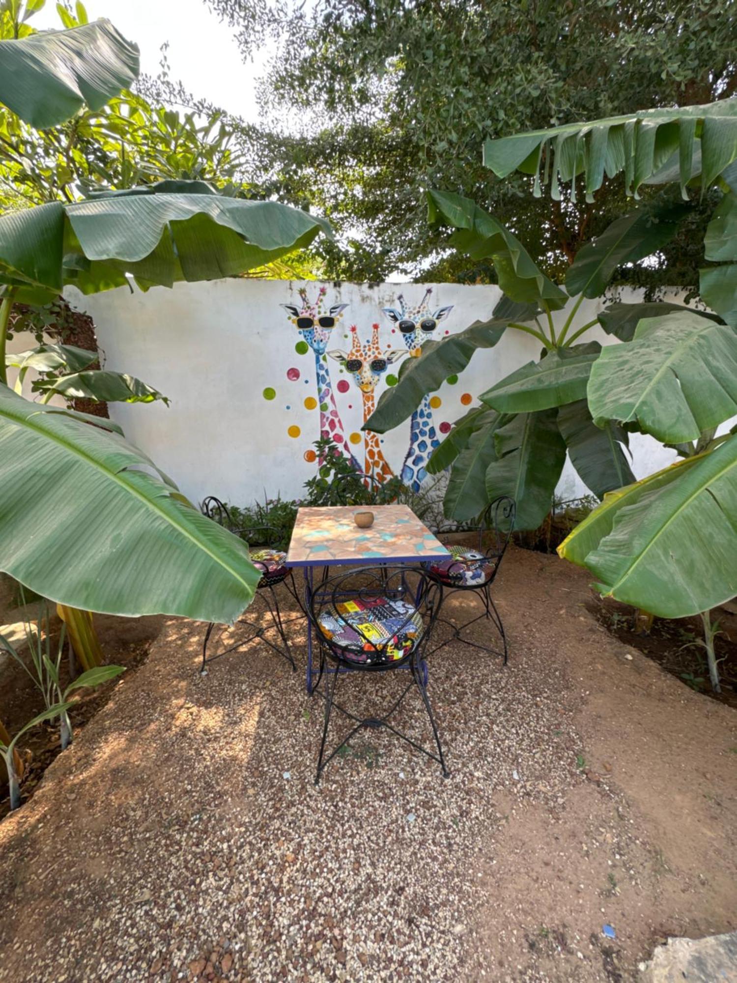 Kayzen House Hotel Ngaparou ภายนอก รูปภาพ